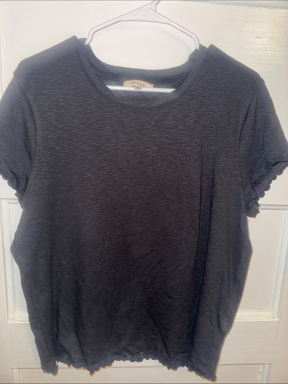 Madewell Black Short-Sleeve Crewneck Tee with Lettuce-Edge Trim